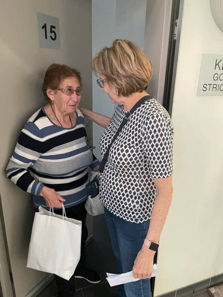 coa delivering meals 01